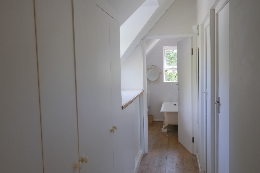 To Let 4 Bedroom Property for Rent in Bokkemanskloof Western Cape